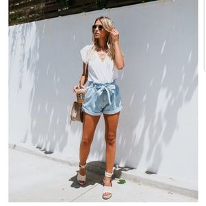 Light wash Paperbag denim shorts